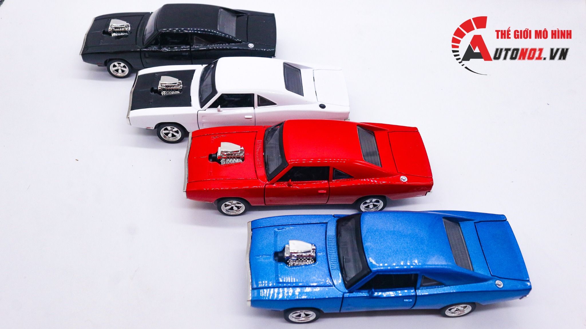  Mô hình xe Dodge Challenger 1970 Fast & Furious tỉ lệ 1:32 Miniauto 32011 OT601 