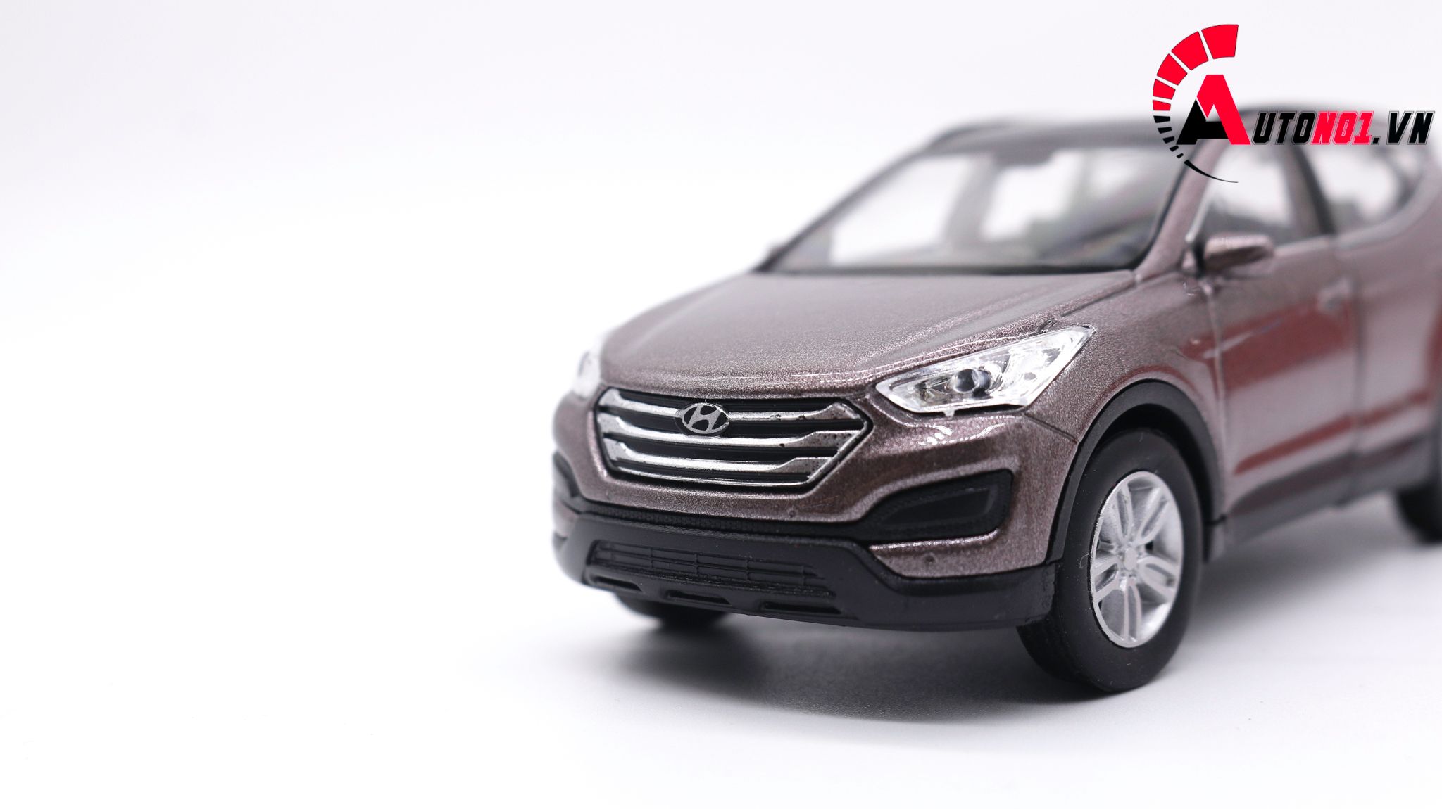  Mô hình xe Hyundai Santafe Brown 1:36 Welly 2052 