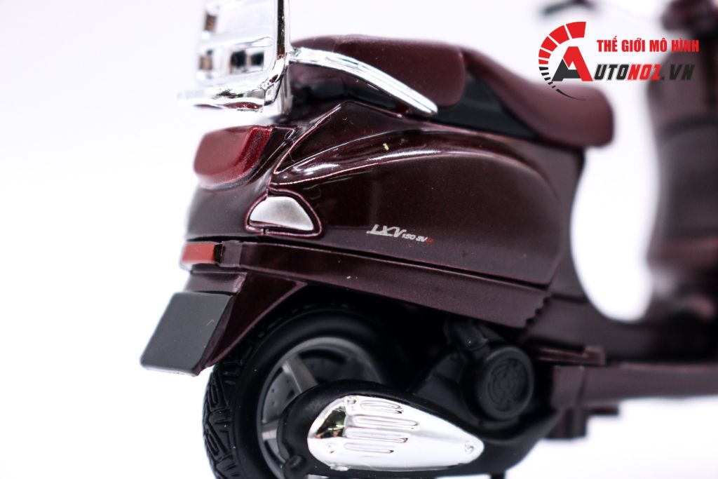 MÔ HÌNH XE VESPA LXV 2013 BROWN 1:18 MAISTO 6841