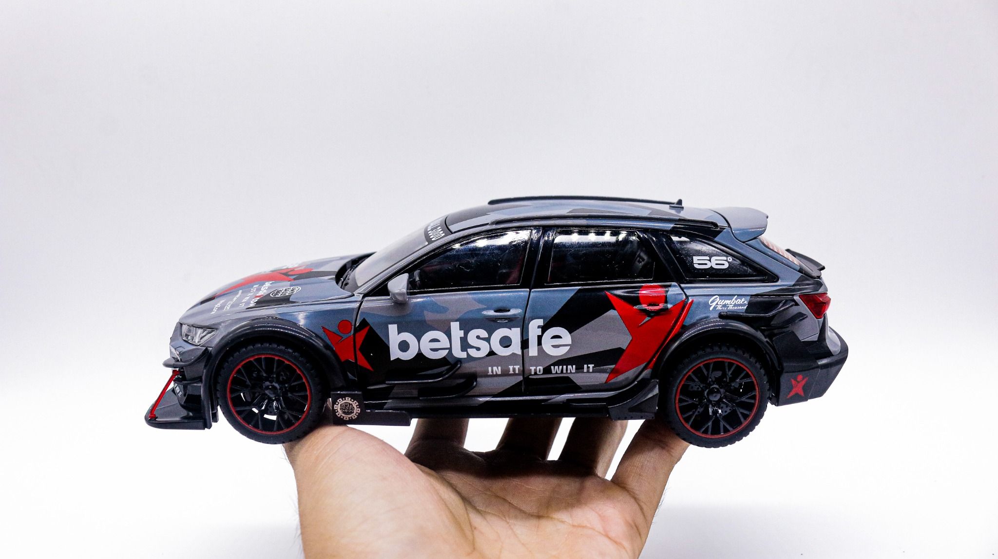  Mô hình xe đua Audi RS6 DTM 56 box camping full open tỉ lệ 1:24 Chezhi OT025 