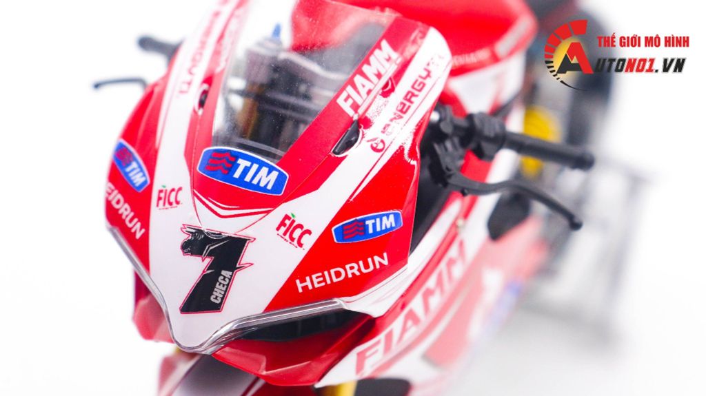 MÔ HÌNH XE DUCATI PANIGALE 1199 FIAMM TIM SBK 2013 #7 1:12 TAMIYA D227D