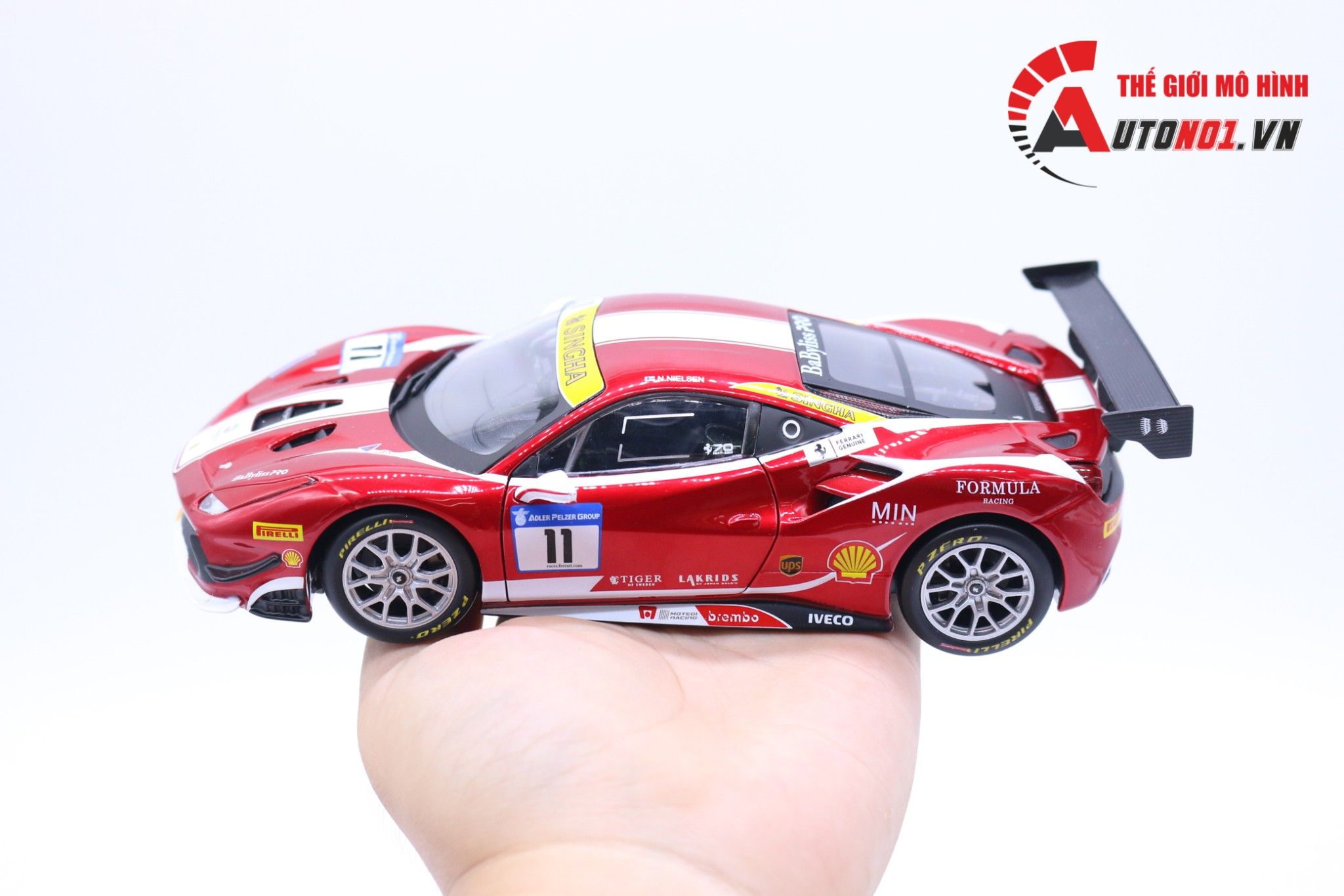  Mô hình xe Ferrari 488 Challenge 2017 red 1:24 Bburago 6843 