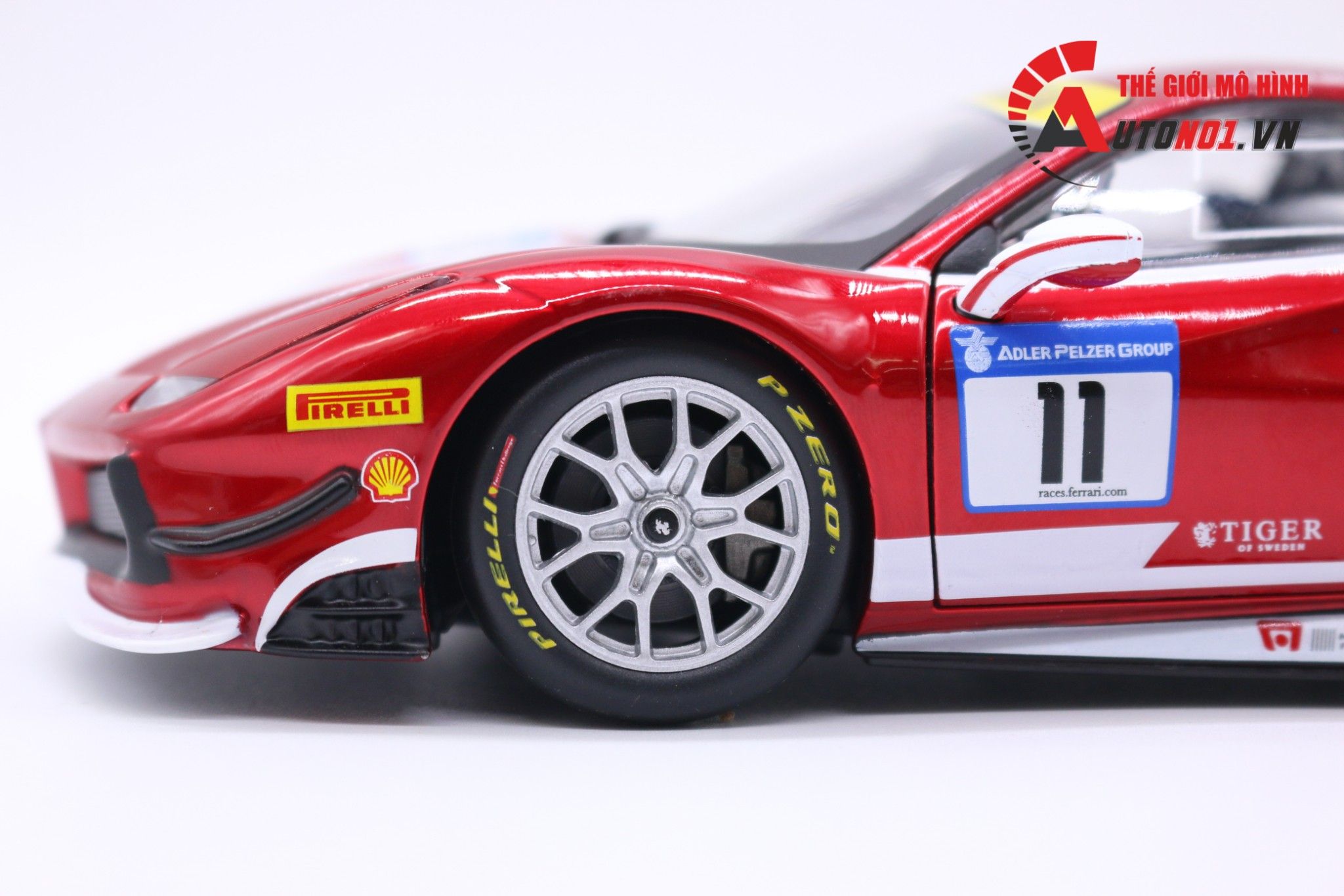  Mô hình xe Ferrari 488 Challenge 2017 red 1:24 Bburago 6843 