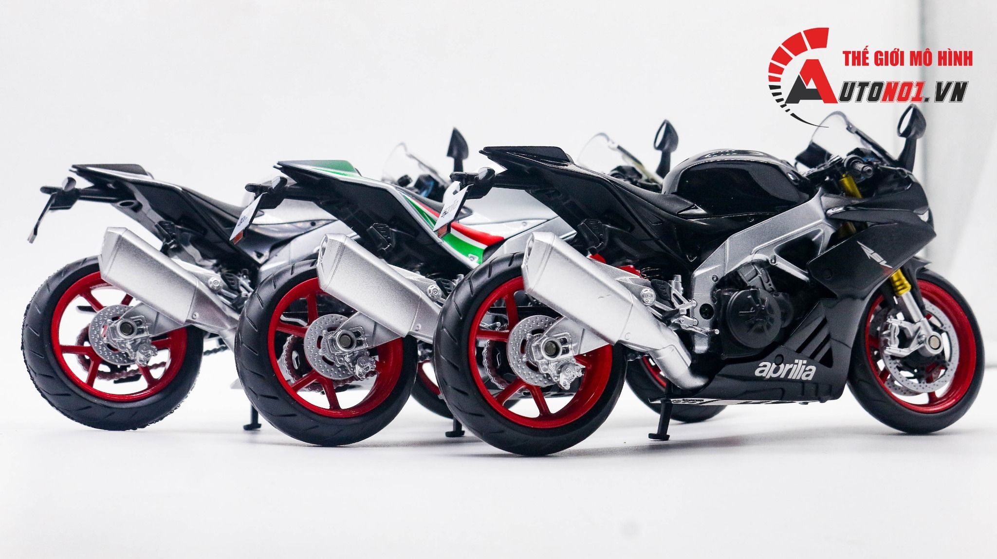  Mô hình xe Aprilia RSV4 1:12 Alloy Model 8030 