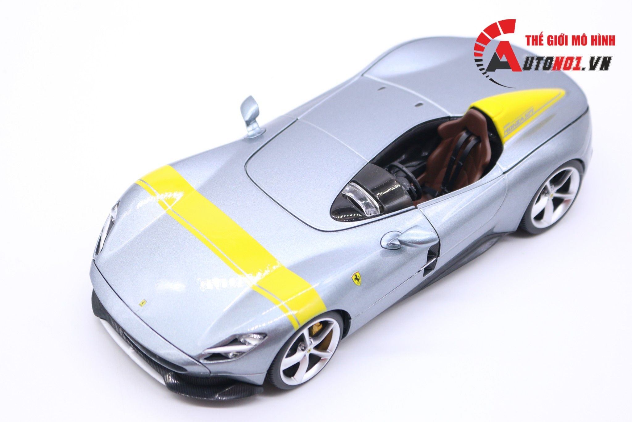  Mô hình xe Ferrari Monza Sp1 Sports 1:18 Bburago 6836 