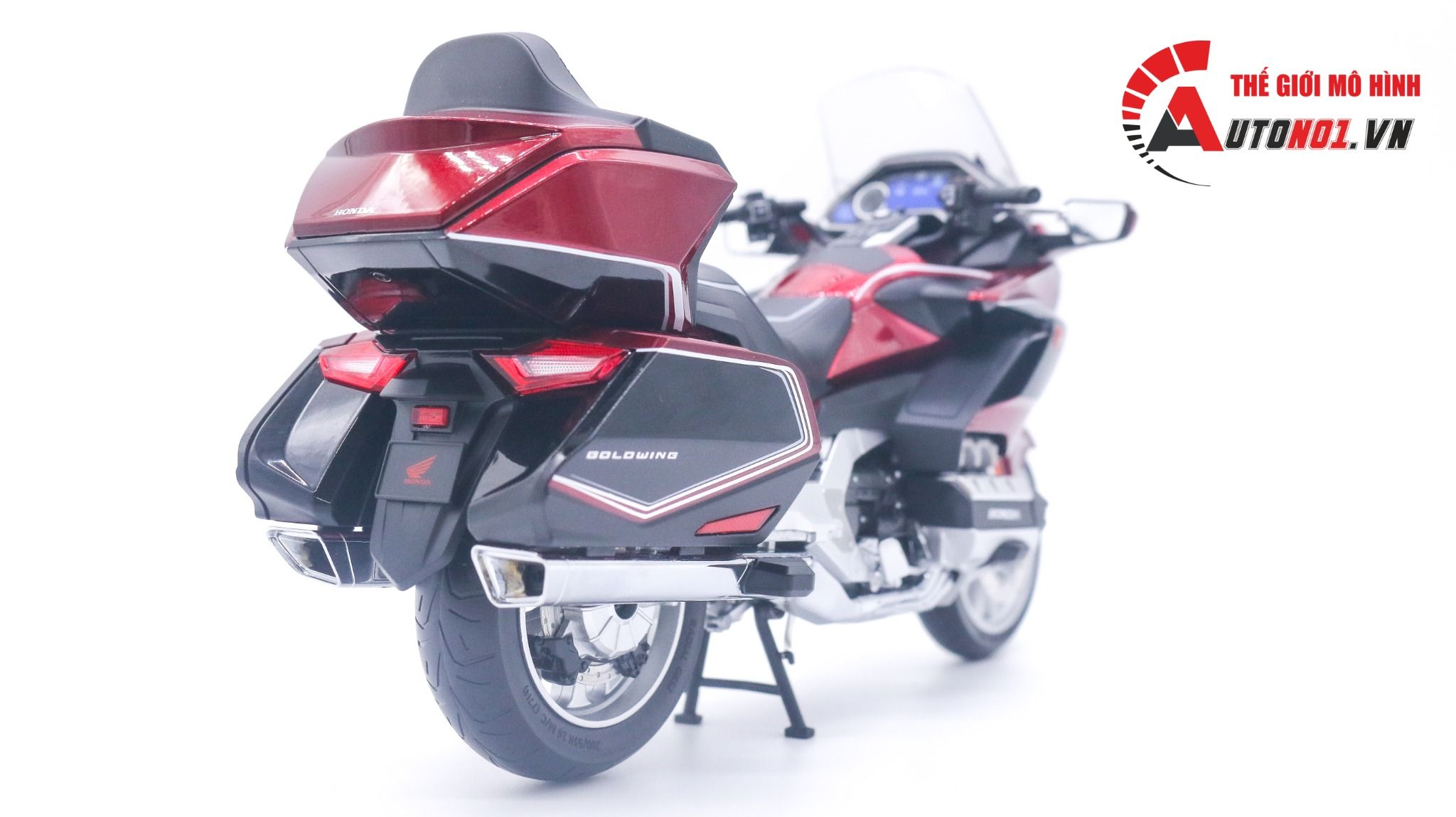  Mô hình xe Honda GL1800 Goldwing tour 1:12 LCD Models 8080 