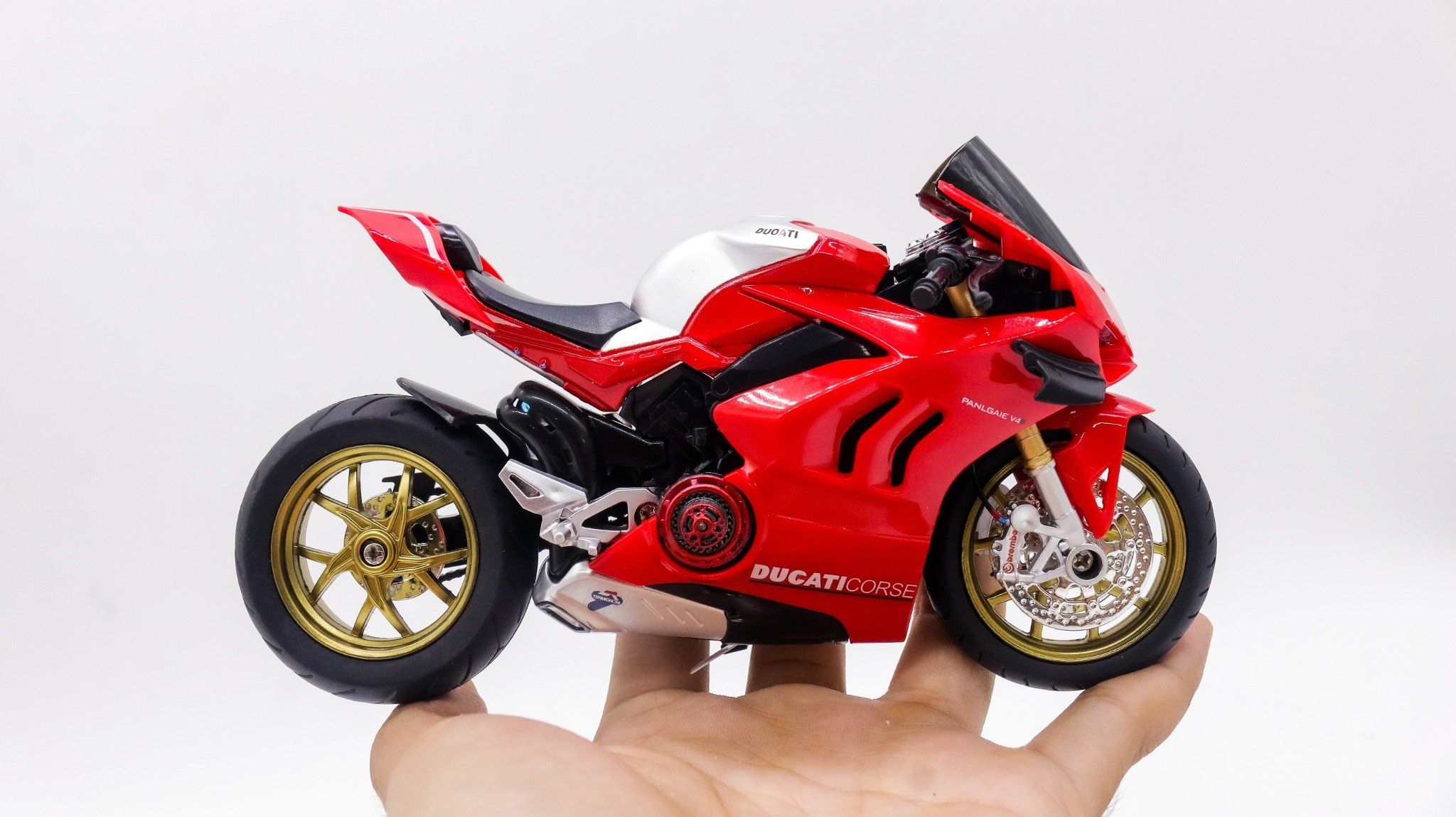  Mô hình xe độ Ducati Panigale V4s Red Nồi - Mâm 1:12 Autono1 D223V 