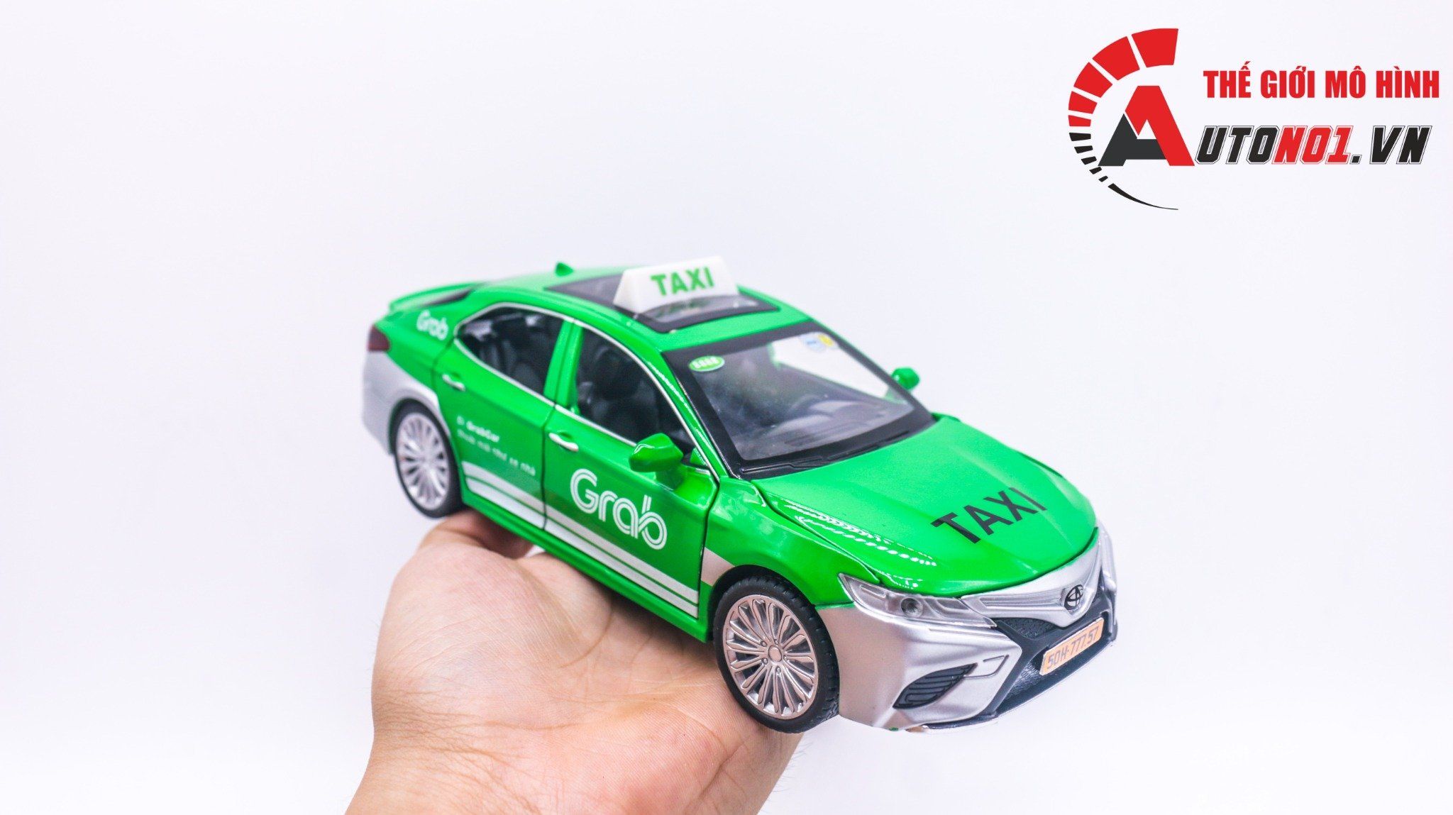  Mô hình xe dịch vụ Toyota Camry độ Taxi Grab tỉ lệ 1:24 CheZhi OT379 