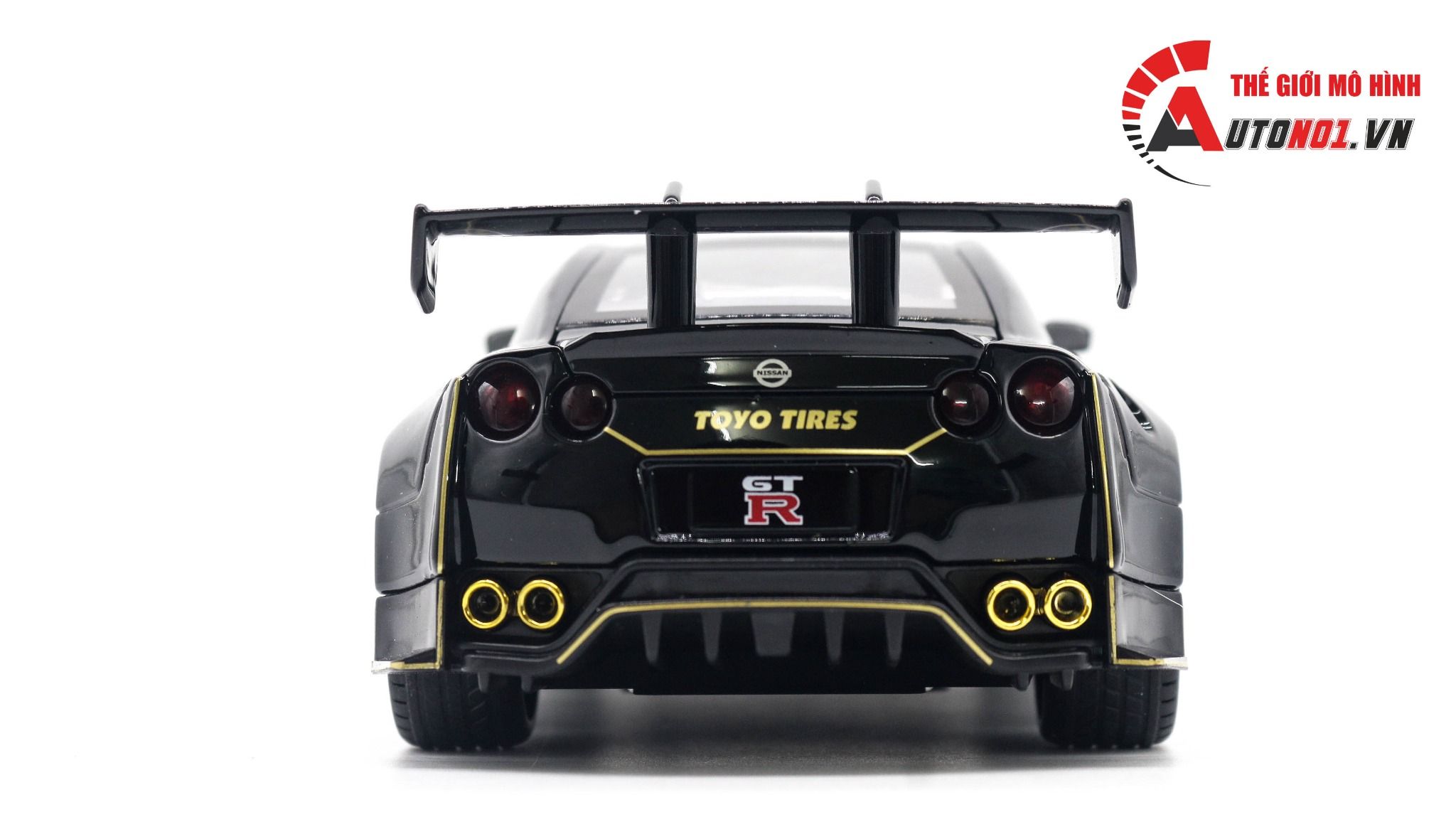  Mô hình xe Nissan Gtr full open tỉ lệ 1:24 Alloy Model OT403 