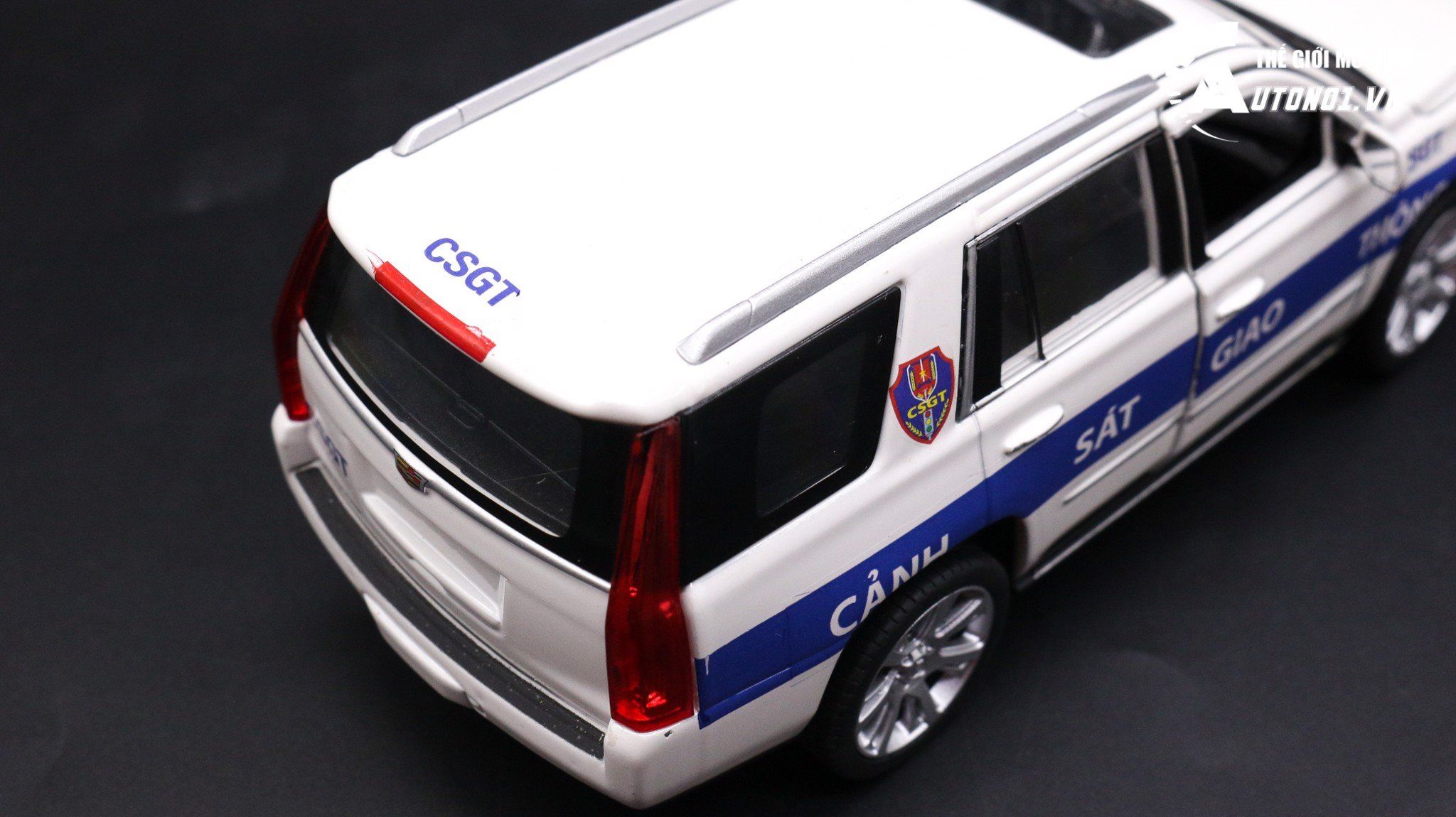  MÔ HÌNH XE CADILLAC ESCALADE ĐỘ CSGT AUTONO1 1:24 D001 