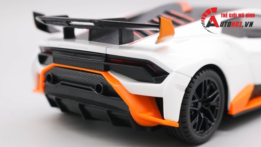 MÔ HÌNH XE LAMBORGHINI HURACAN STO WHITE 1:24 JIN LIFANG 7880