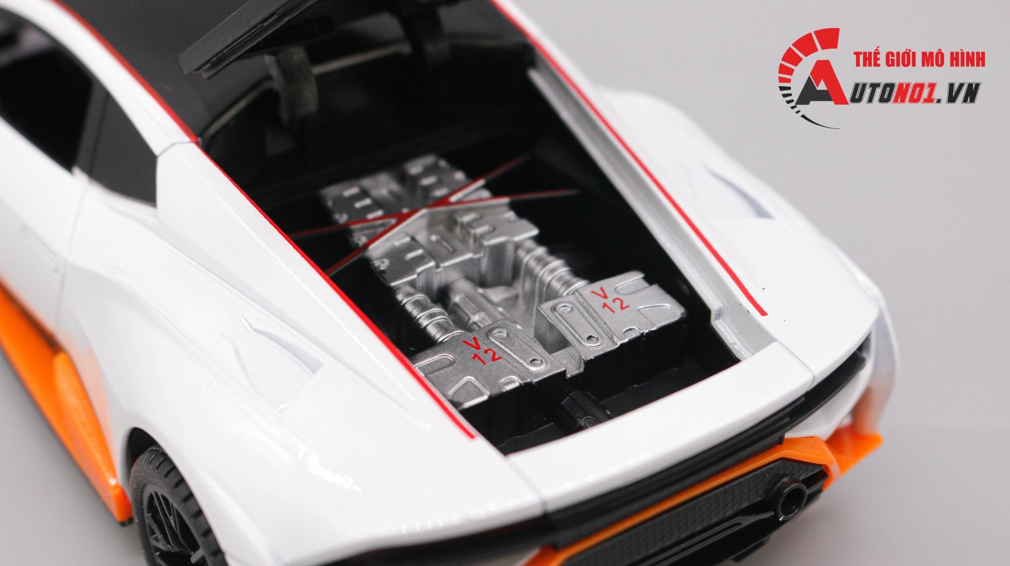  Mô hình xe Lamborghini Huracan Sto full open 1:24 Jin Lifang OT414 