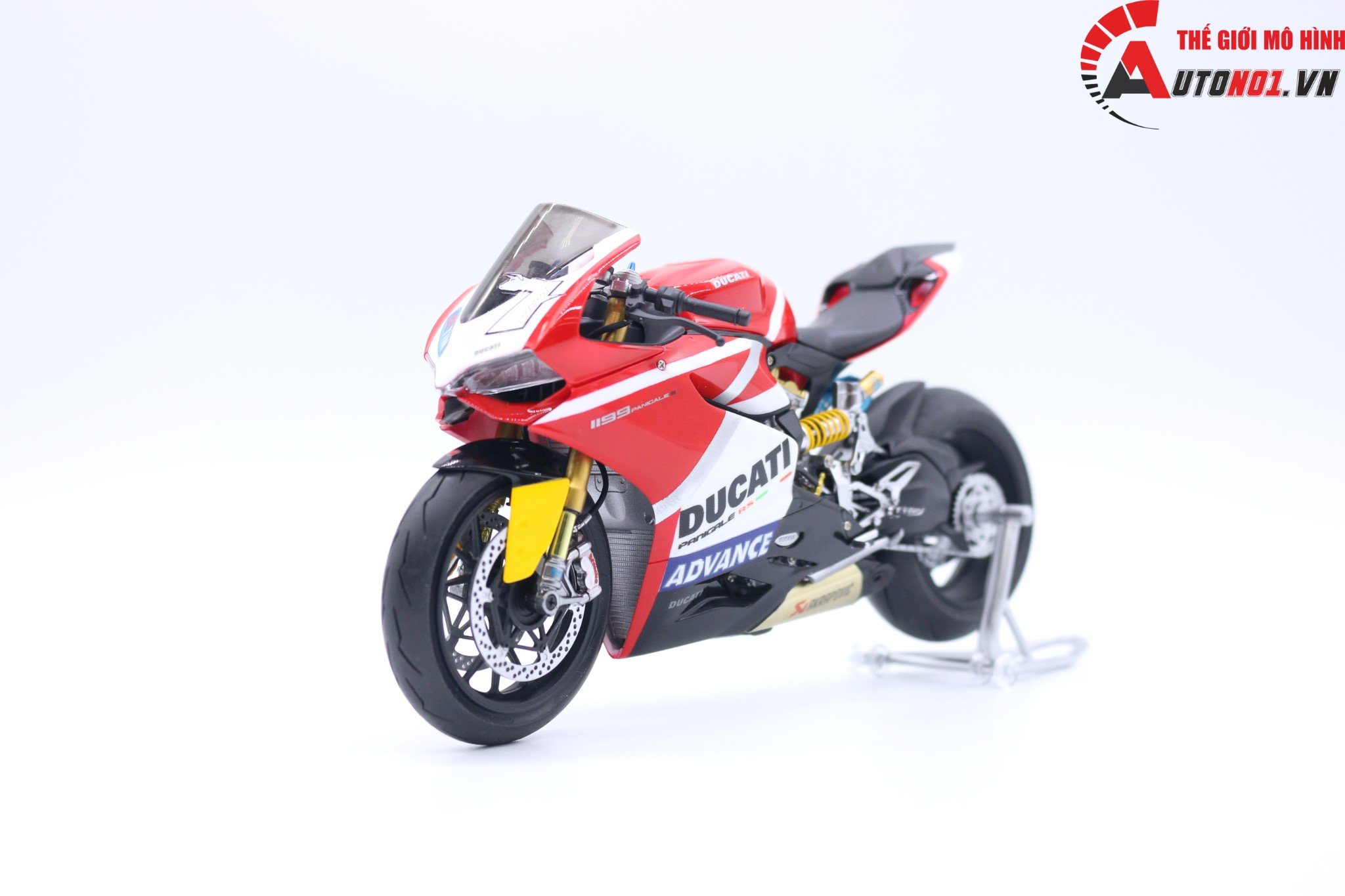 MÔ HÌNH SIÊU XE DUCATI 1199 PANIGALE CUSTOM DECAL 1:12 TAMIYA D040