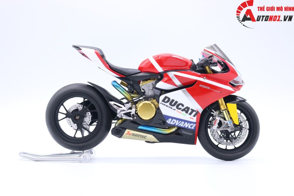 MÔ HÌNH SIÊU XE DUCATI 1199 PANIGALE CUSTOM DECAL 1:12 TAMIYA D040