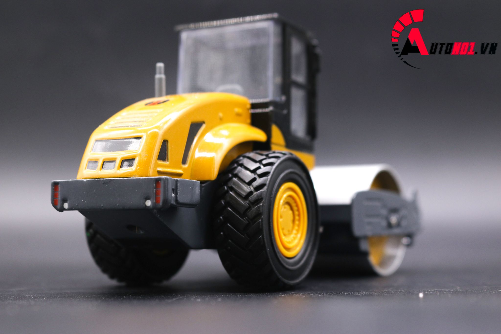  Mô hình xe lu tráng nhựa yellow 1:25 hytruck 7599 