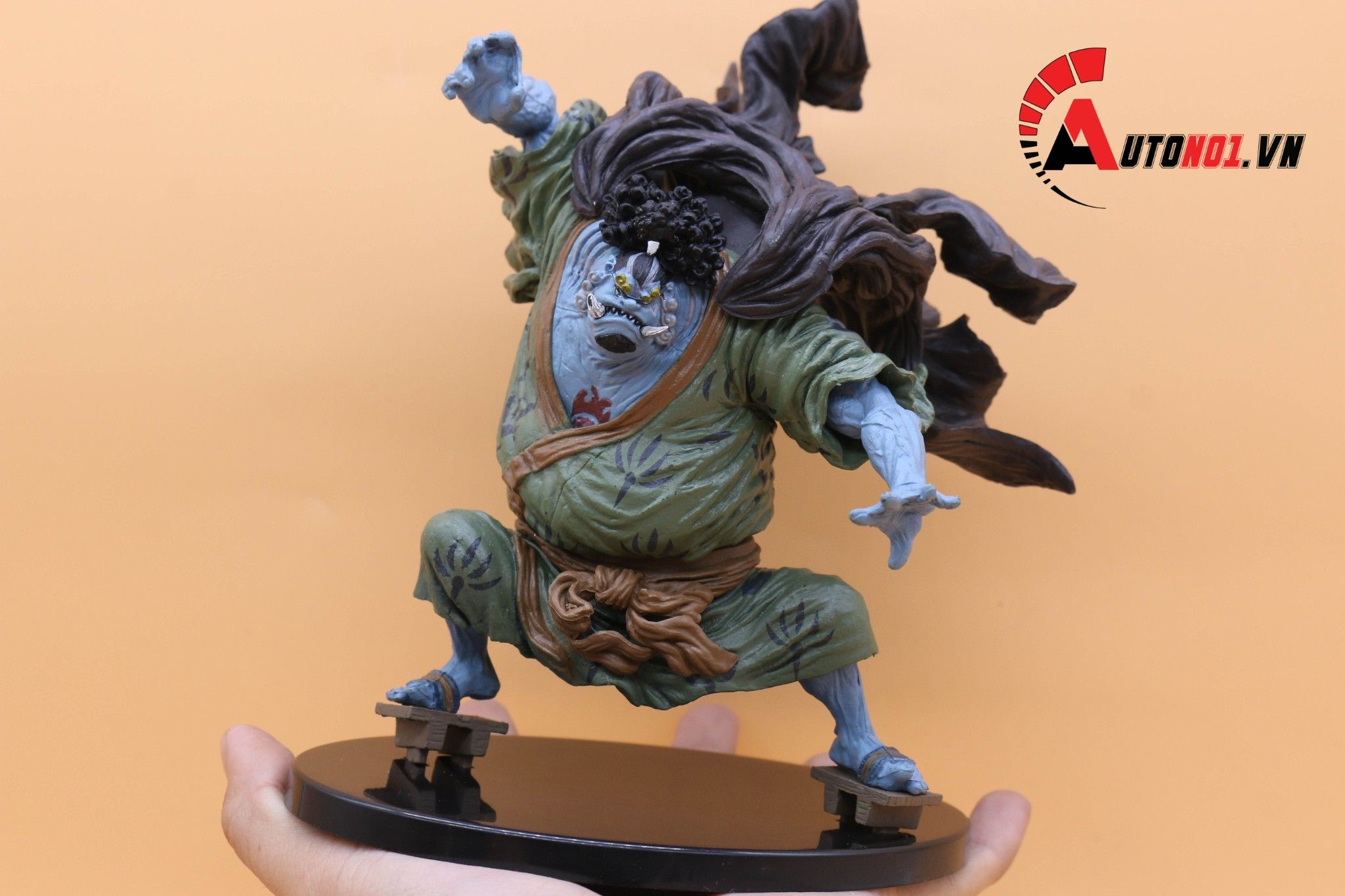  MÔ HÌNH NHÂN VẬT ONE PIECE JINBE 18CM 6311 