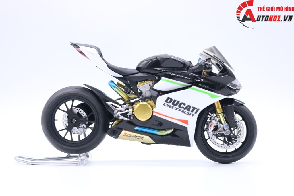 MÔ HÌNH SIÊU XE DUCATI 1199 PANIGALE CUSTOM DECAL 1:12 TAMIYA D029