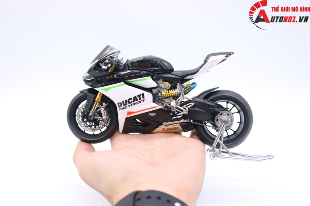 MÔ HÌNH SIÊU XE DUCATI 1199 PANIGALE CUSTOM DECAL 1:12 TAMIYA D029