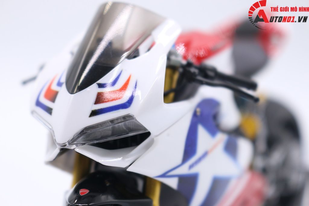 MÔ HÌNH SIÊU XE DUCATI 1199 PANIGALE CUSTOM DECAL NICKY HAYDEN 69 1:12 TAMIYA D065