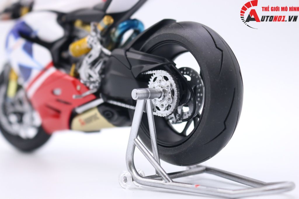 MÔ HÌNH SIÊU XE DUCATI 1199 PANIGALE CUSTOM DECAL NICKY HAYDEN 69 1:12 TAMIYA D065