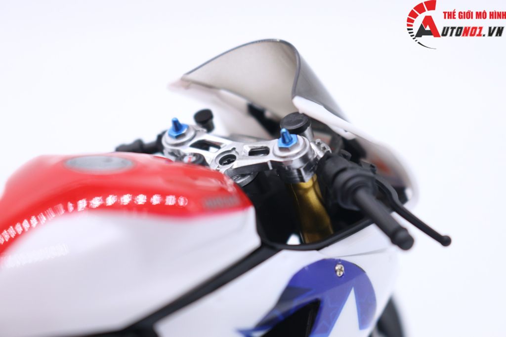 MÔ HÌNH SIÊU XE DUCATI 1199 PANIGALE CUSTOM DECAL NICKY HAYDEN 69 1:12 TAMIYA D065