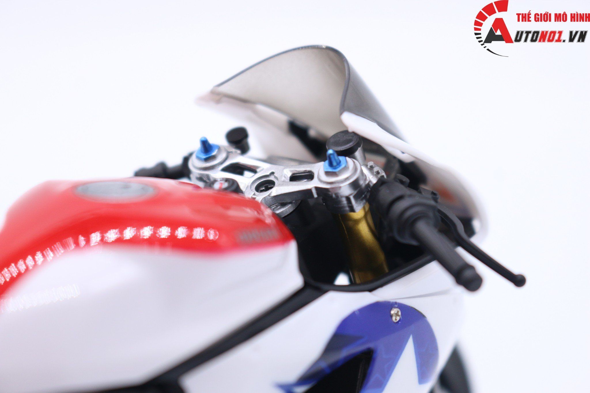  Mô hình xe cao cấp Ducati 1199 Panigale Custom Decal Nicky Hayden 69 1:12 Tamiya D065 