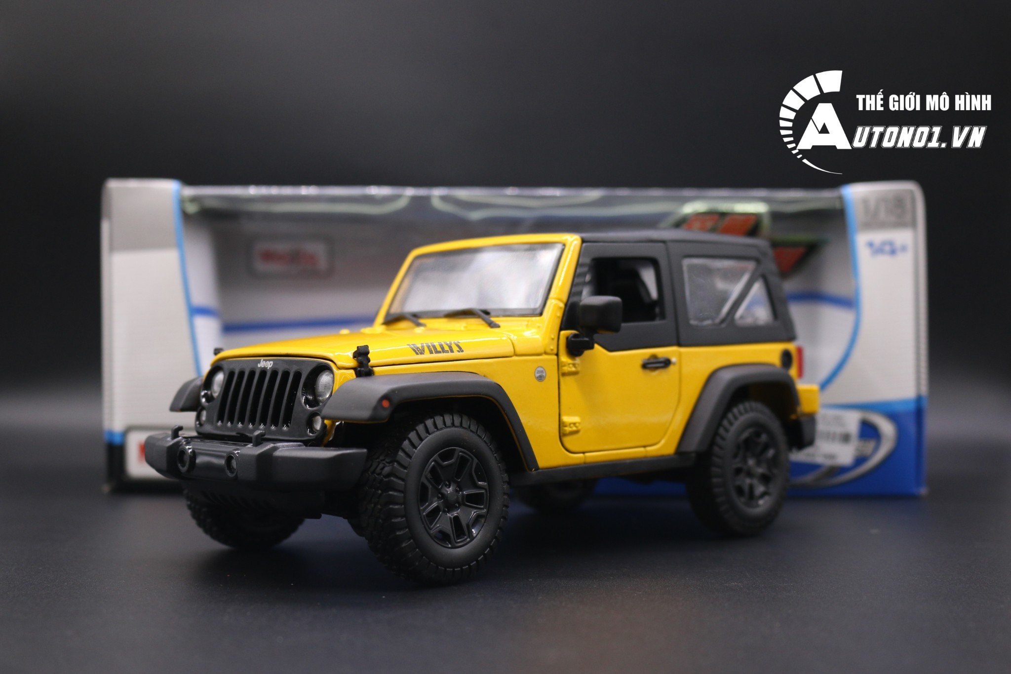  Mô hình xe Jeep Wrangler 2014 yellow có mui 1:18 Maisto 2636 