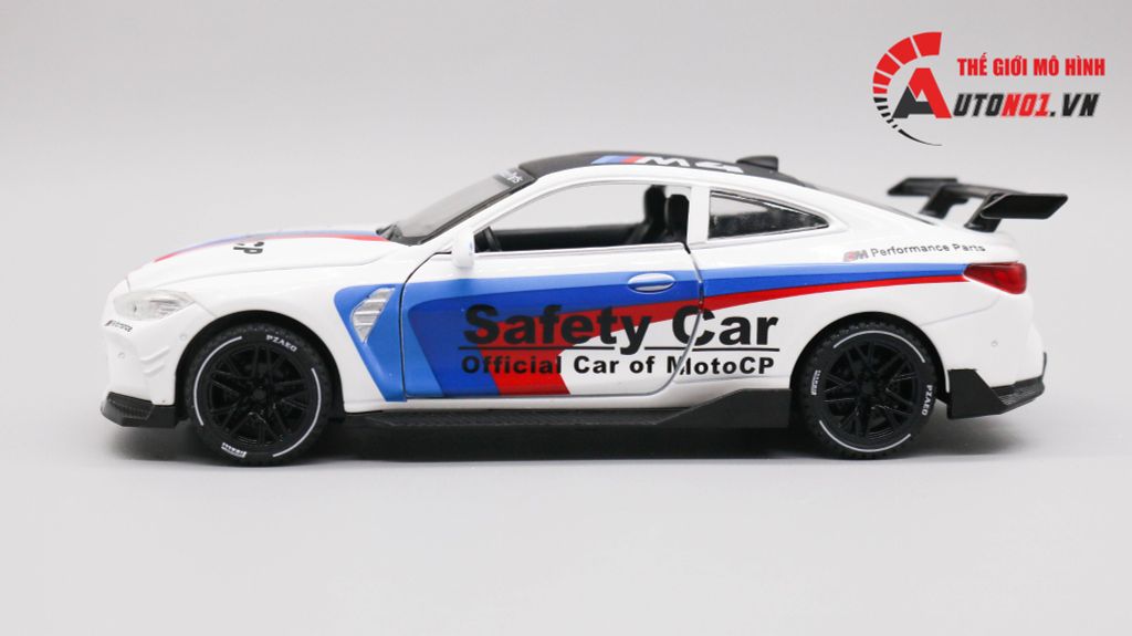 MÔ HÌNH XE Ô TÔ BMW M4 DMT SAFETY WHITE 1:32 XINAO 7912