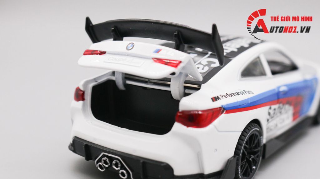 MÔ HÌNH XE Ô TÔ BMW M4 DMT SAFETY WHITE 1:32 XINAO 7912