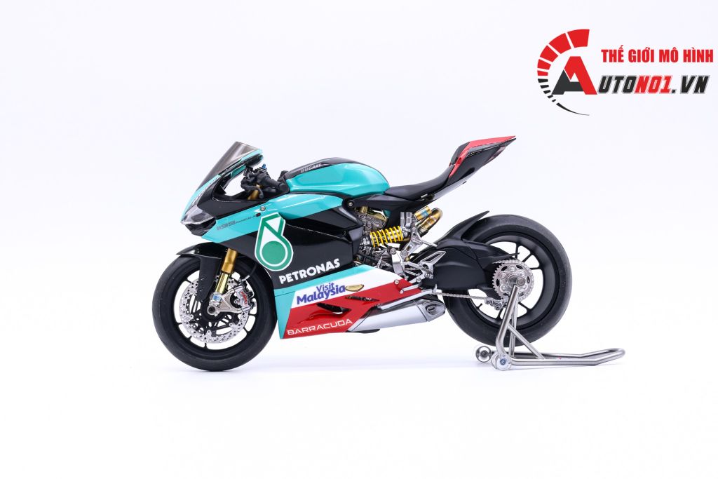 MÔ HÌNH DUCATI 1199 PANIGALE S PETRONAS 1:12 TAMIYA D083