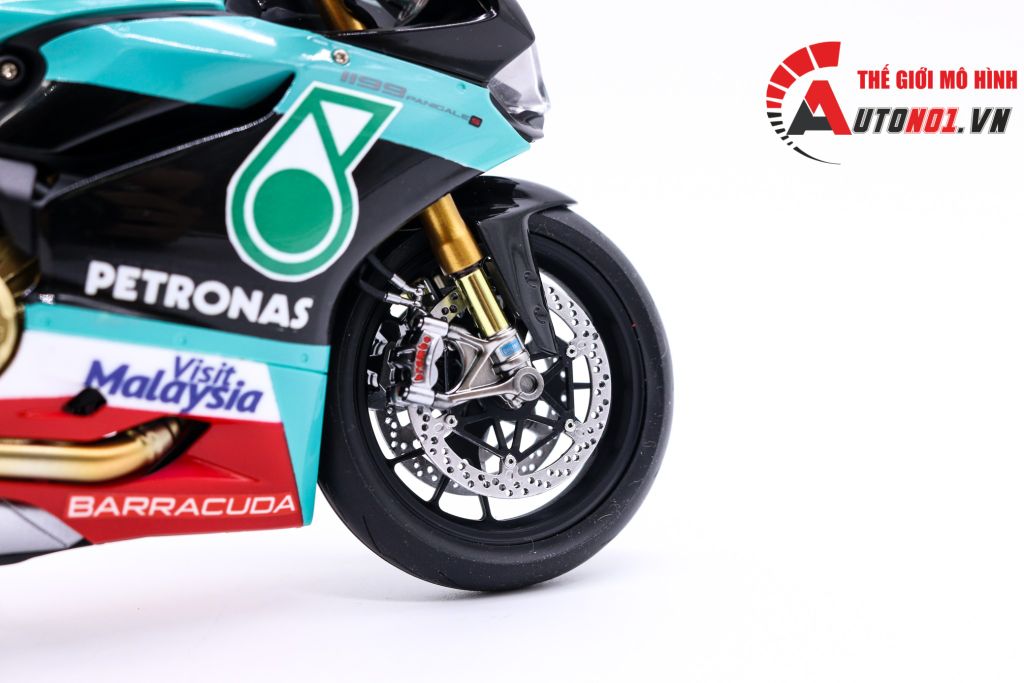 MÔ HÌNH DUCATI 1199 PANIGALE S PETRONAS 1:12 TAMIYA D083