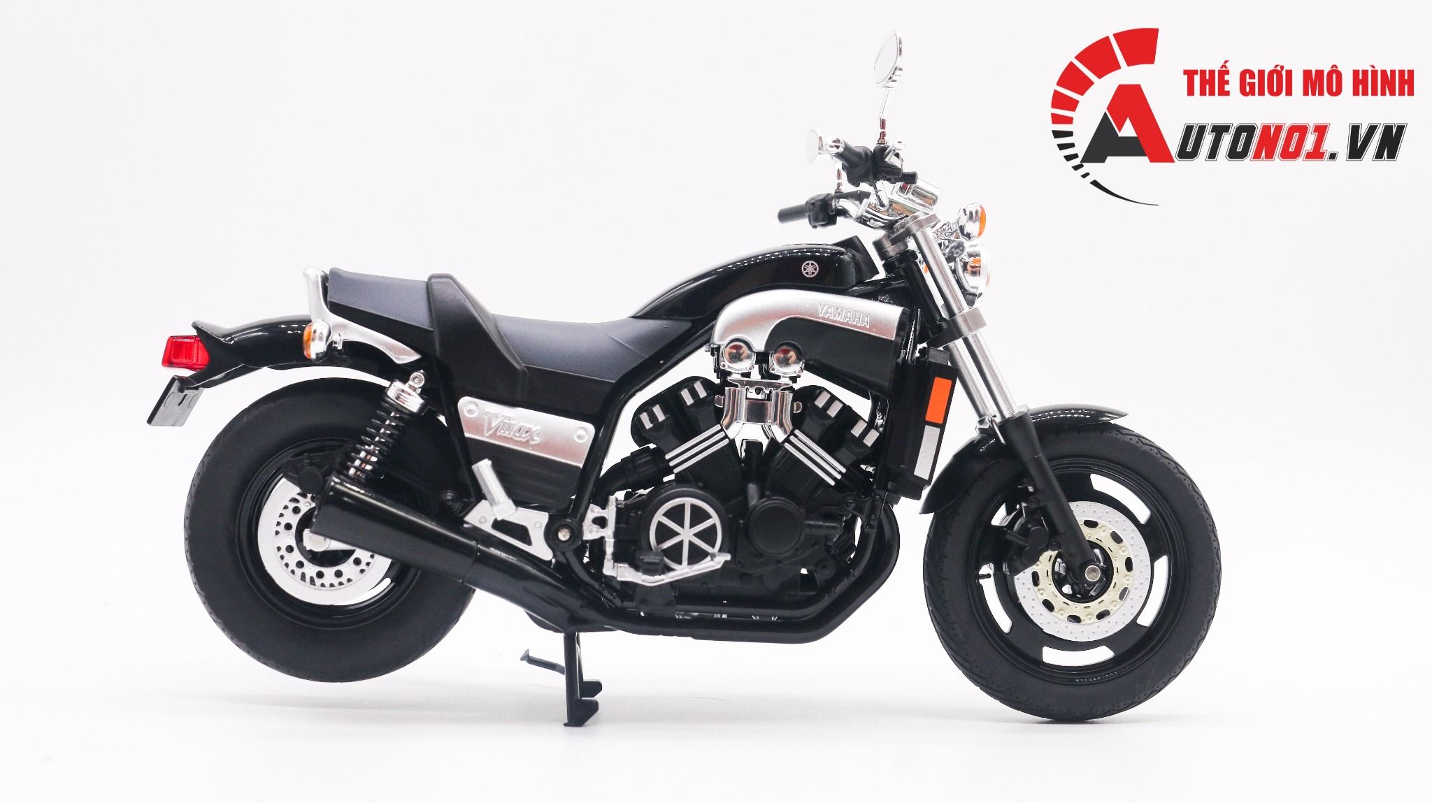  Mô hình xe Yamaha VMax 1:12 Aoshima 8042 