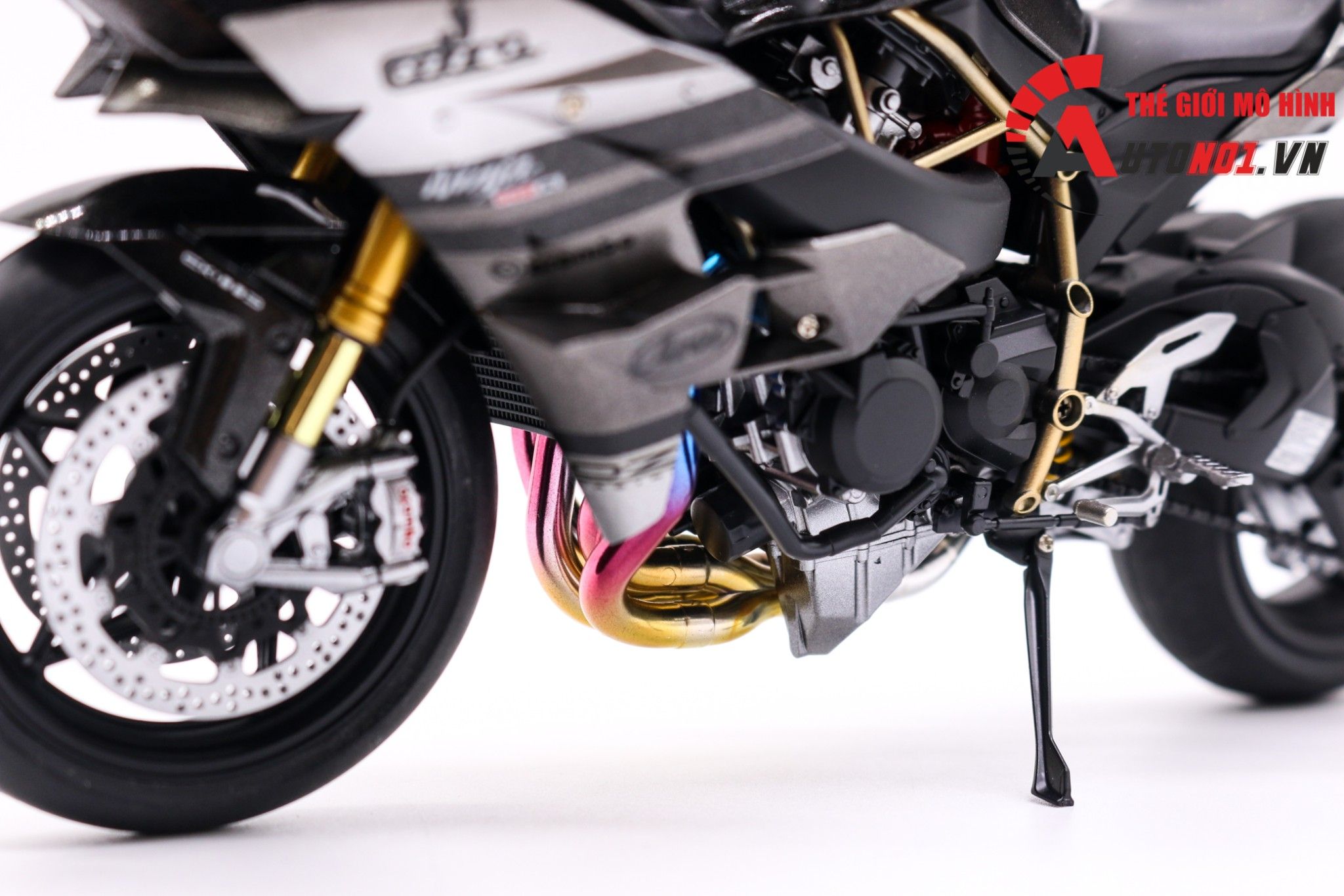  Mô hình xe cao cấp Kawasaki H2r Custom Black Silver 1:12 Tamiya D084 