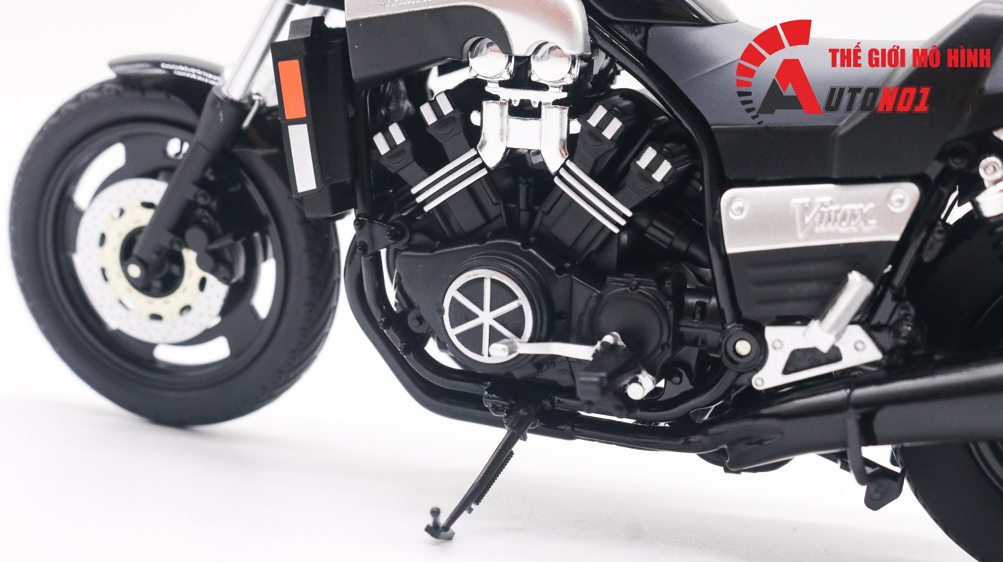  Mô hình xe Yamaha VMax 1:12 Aoshima 8042 