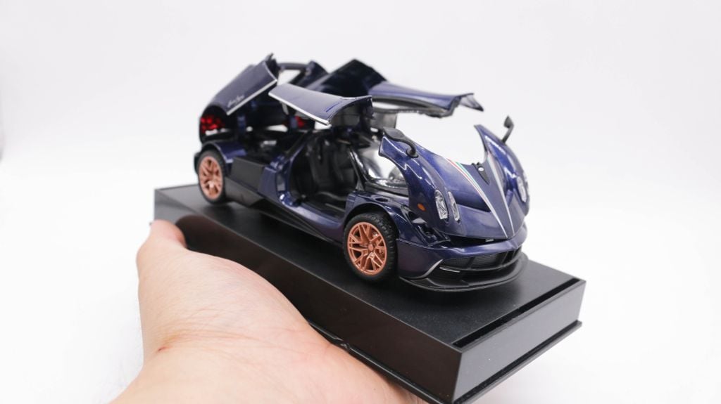 MÔ HÌNH XE PAGANI HUAYRA DINASTIA BLUE 1:32 ALLOY 7904