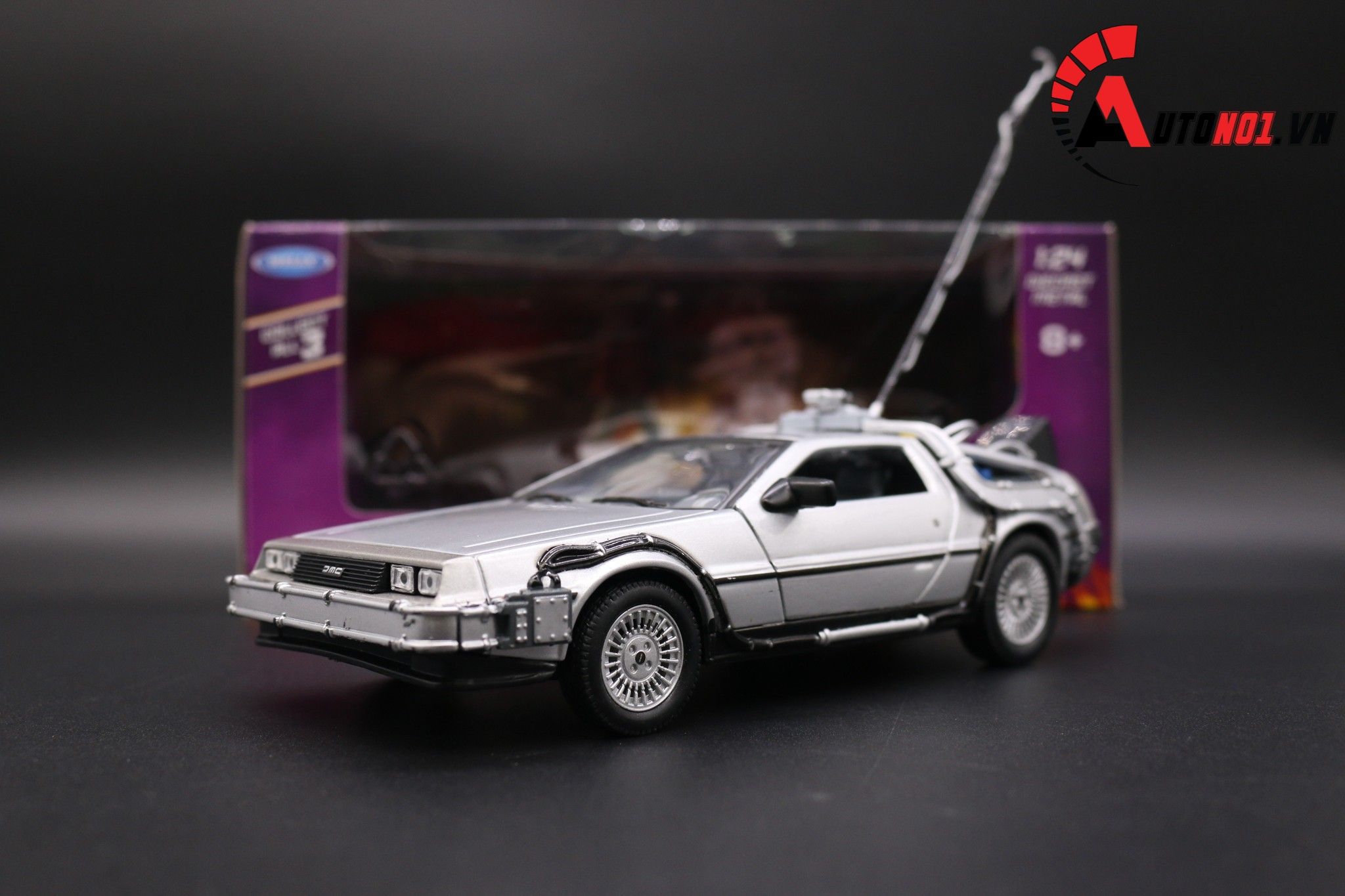  Mô hình xe Dmc Back To The Future 1 1:24 Welly 2477 