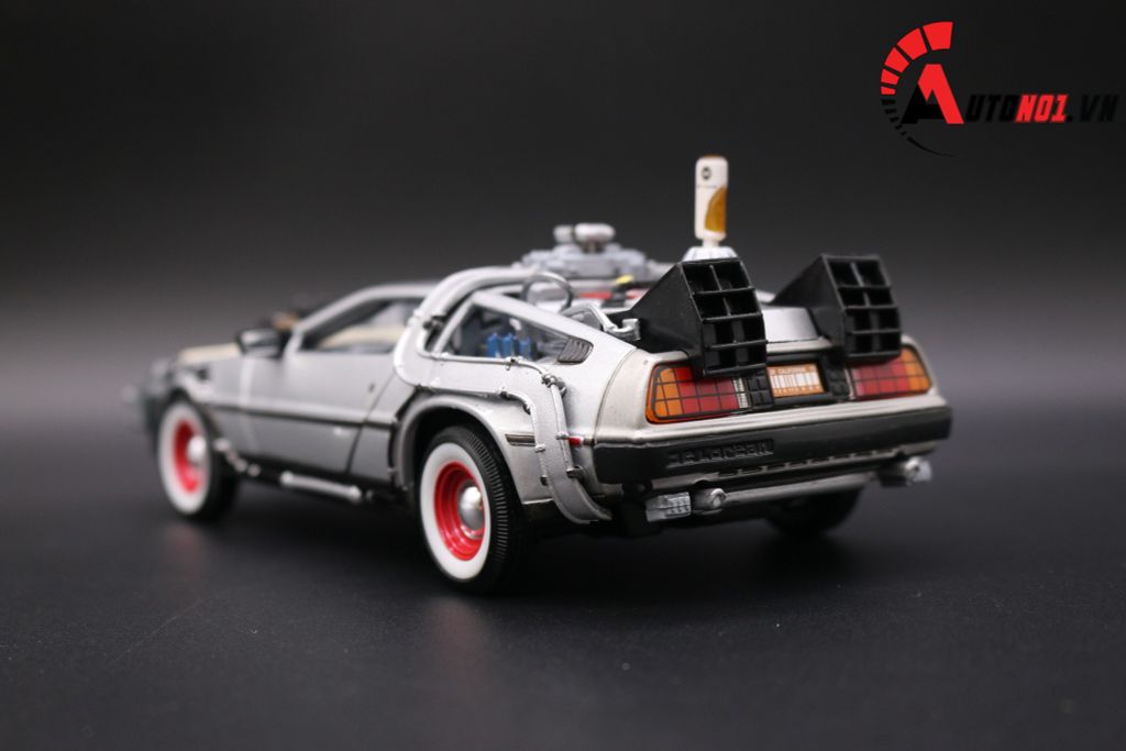 MÔ HÌNH XE DMC BACK TO THE FUTURE III 1:24 WELLY 2519