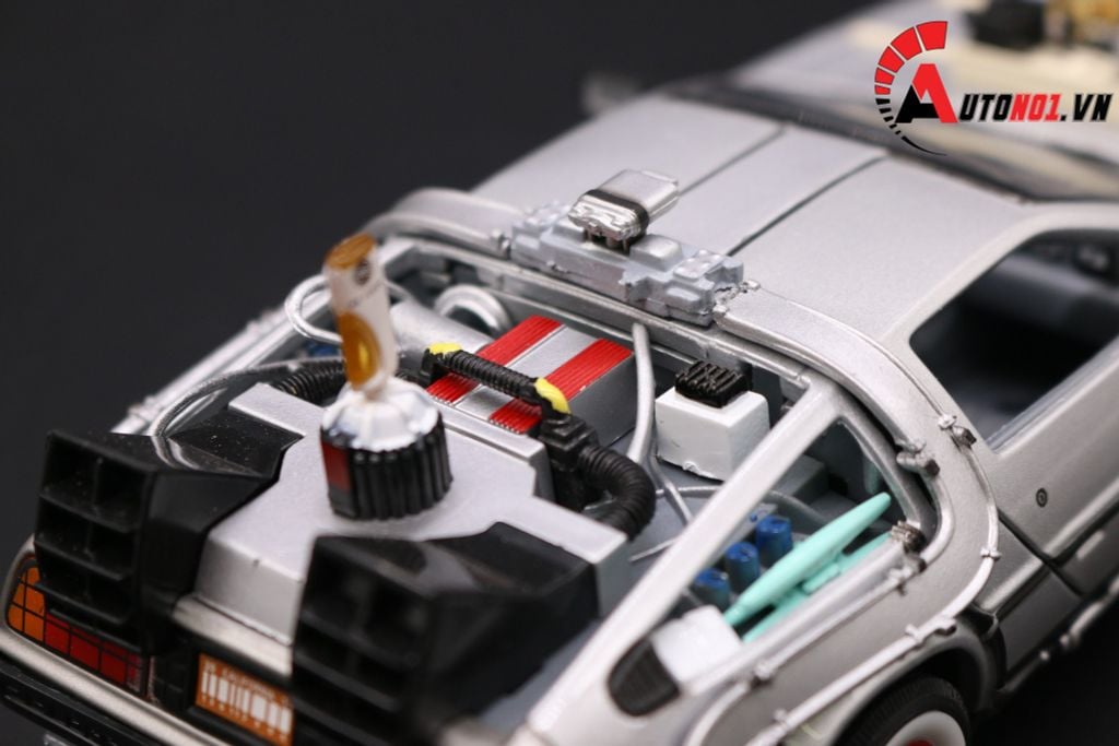 MÔ HÌNH XE DMC BACK TO THE FUTURE III 1:24 WELLY 2519