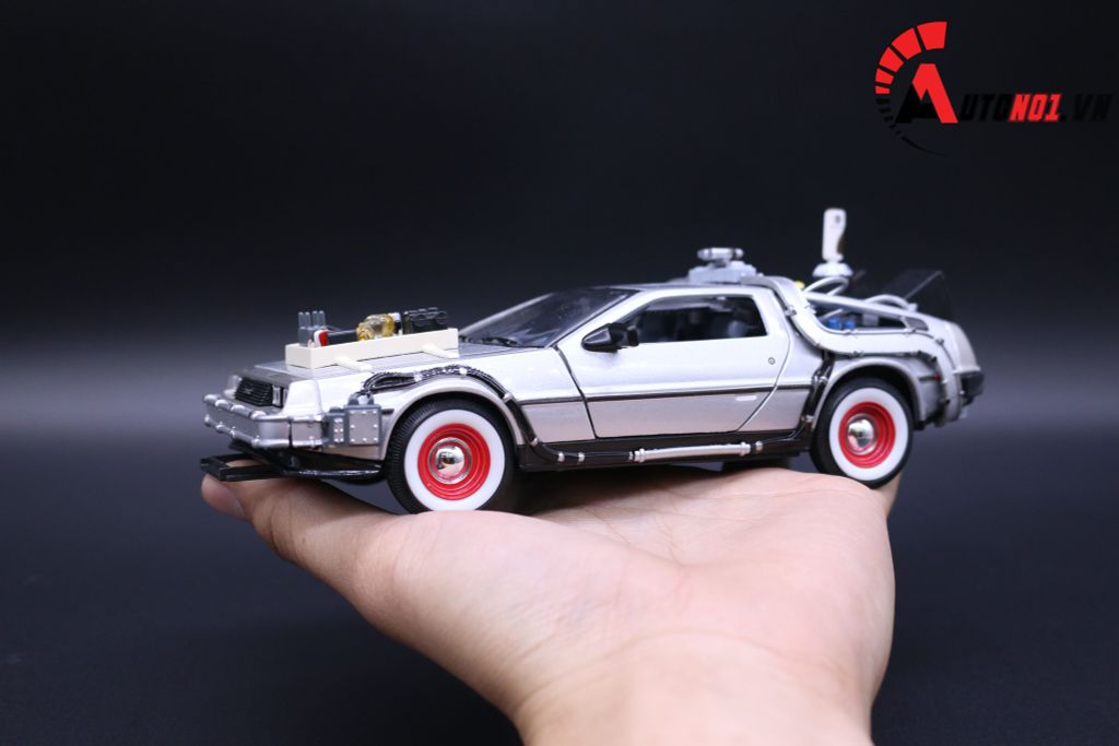 MÔ HÌNH XE DMC BACK TO THE FUTURE III 1:24 WELLY 2519