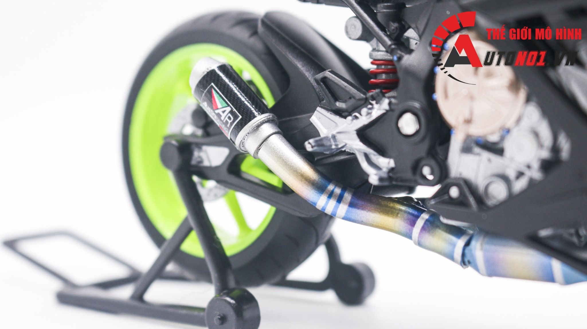  Mô hình xe độ Bmw S1000rr 2020 black độ pô 1:12 Autono1 Welly D226K 