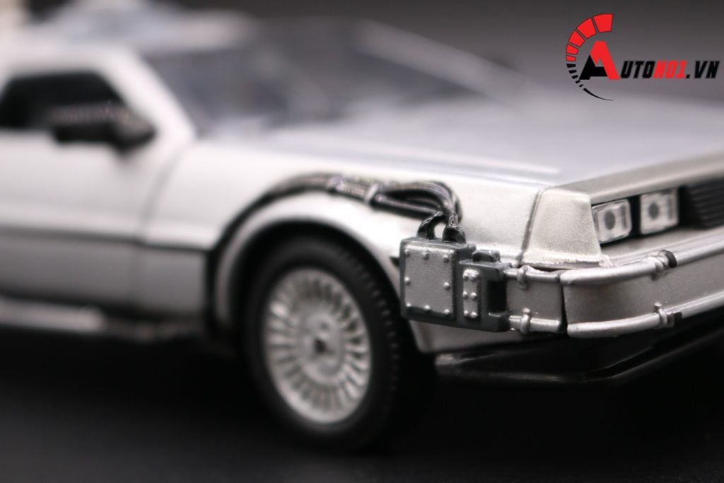 MÔ HÌNH XE DMC BACK TO THE FUTURE II 1:24 WELLY 2478