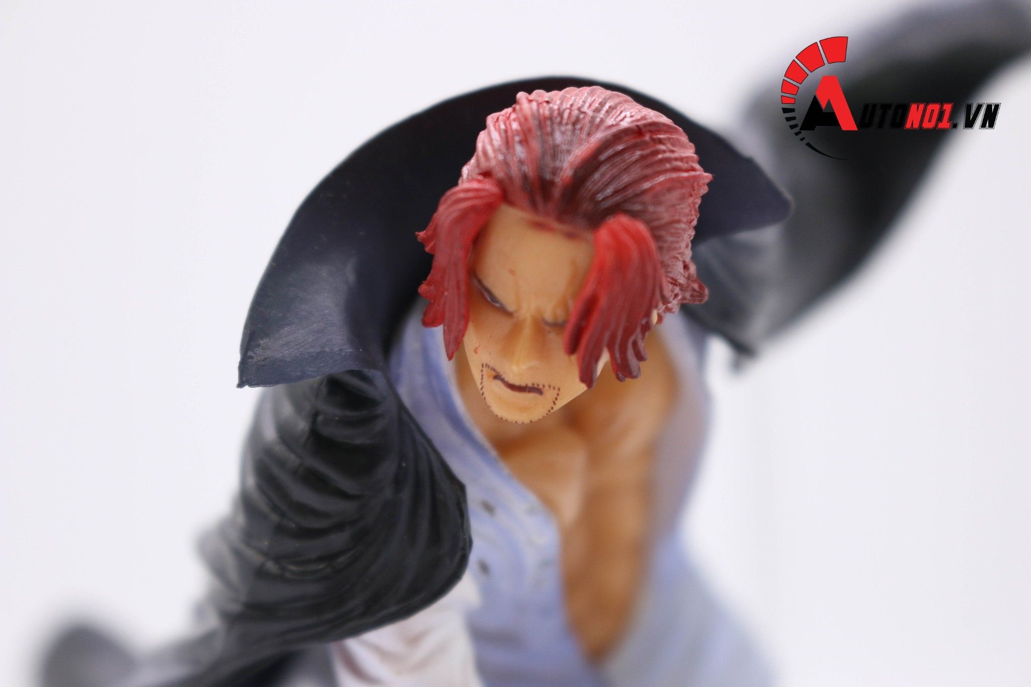  MÔ HÌNH NHÂN VẬT ONEPIECE SHANKS 12CM 6402 