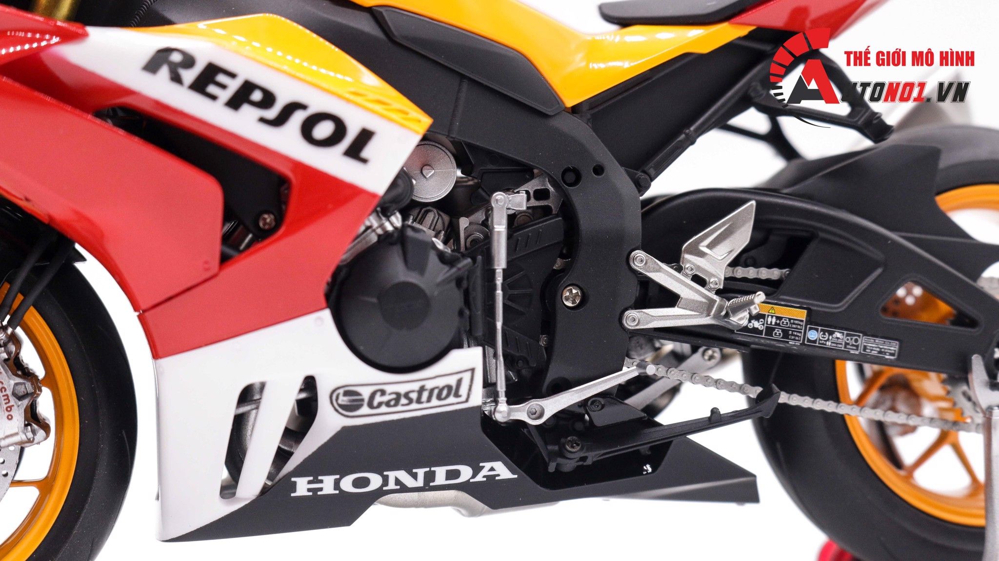  Mô hình xe cao cấp Honda Cbr 1000rr Repsol Sp 1:12 Tamiya D119A 