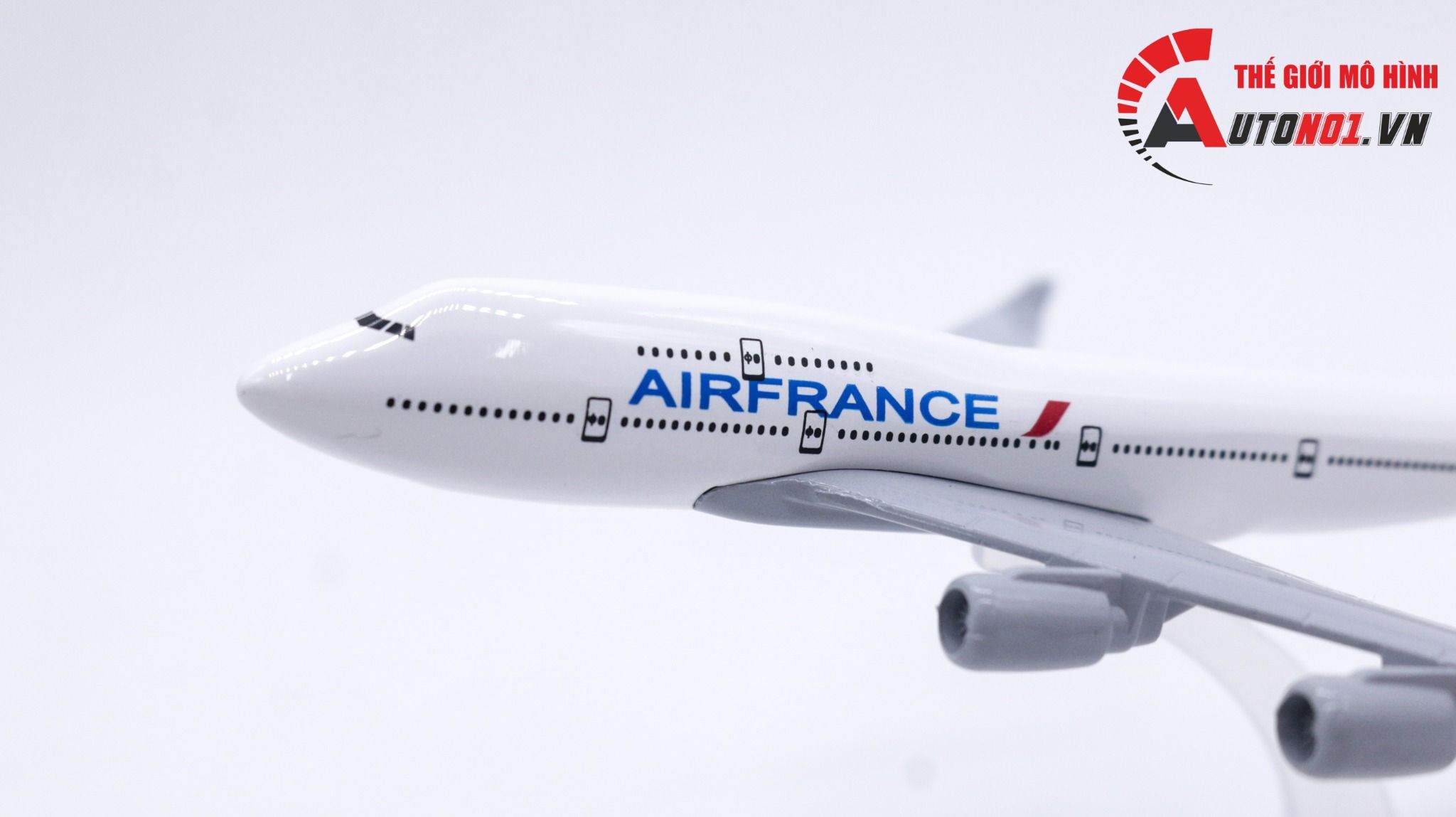  Mô hình máy bay Air France Boeing B747 16cm MB16008 