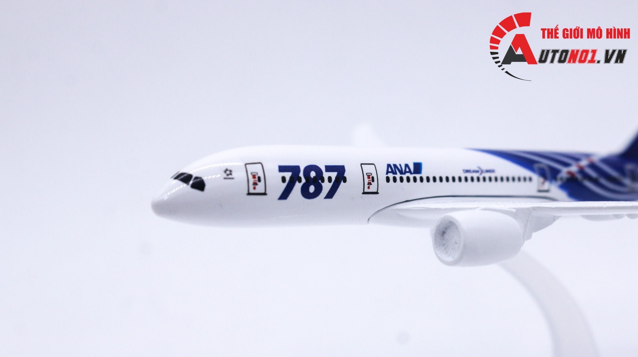  Mô hình máy bay Nhật Bản All Nippon Airways ANA Boeing B787 16cm MB16079 