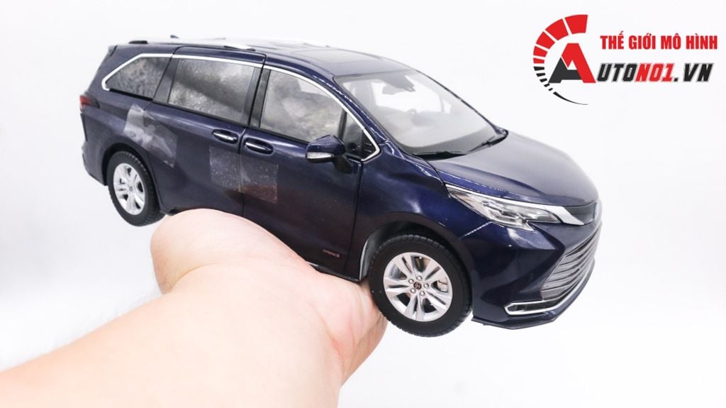 MÔ HÌNH XE TOYOTA SIENNA MPV 1:18 DEALER 8075