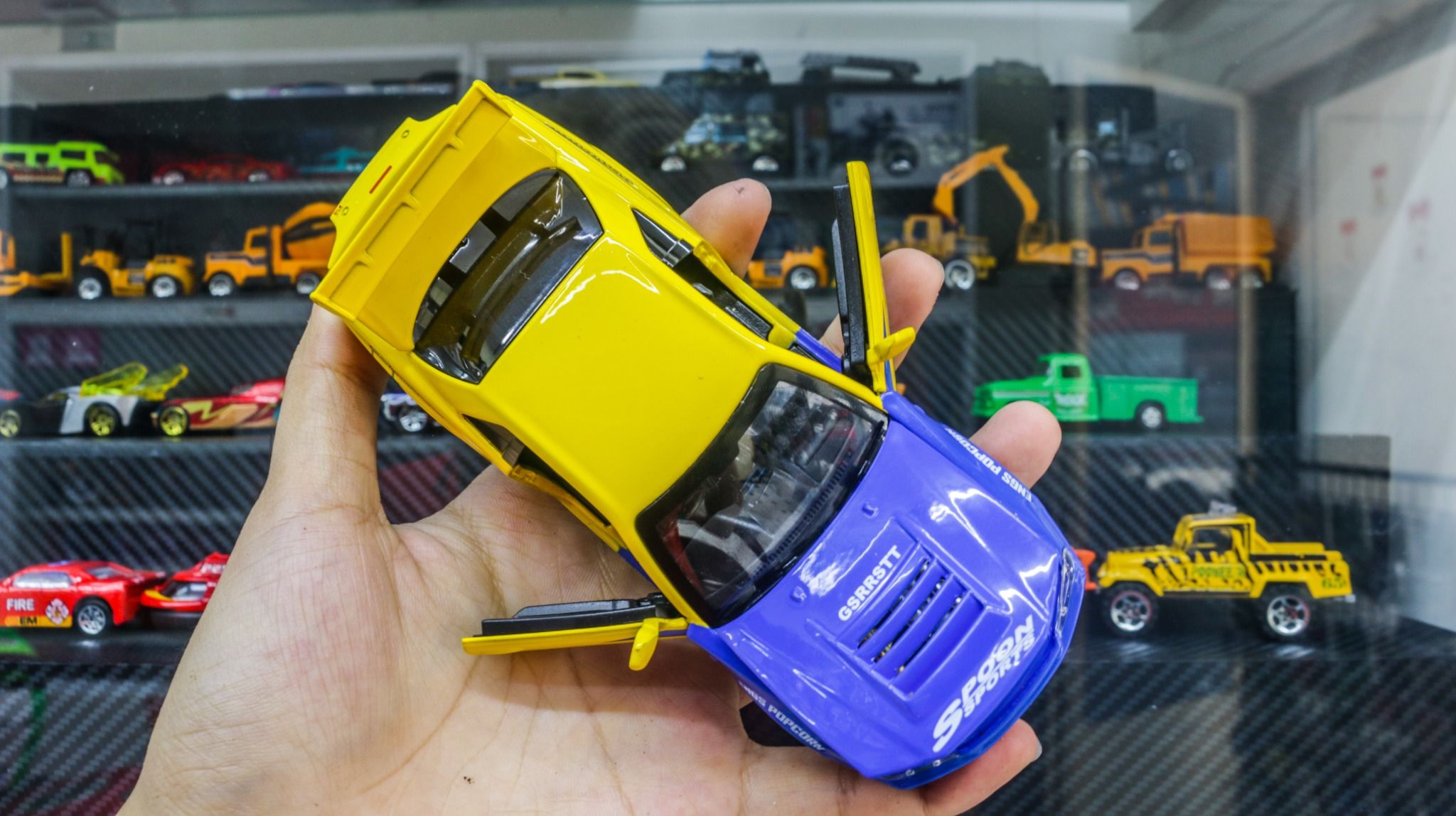  Mô hình xe Nissan GT-R R34 có âm thanh - đèn - full open tỉ lệ 1:32 Chimei model OT459 