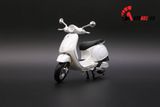  Mô hình xe Vespa primavera 150 white 1:18 Maisto 7070C 