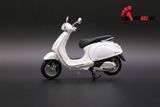  Mô hình xe Vespa primavera 150 white 1:18 Maisto 7070C 