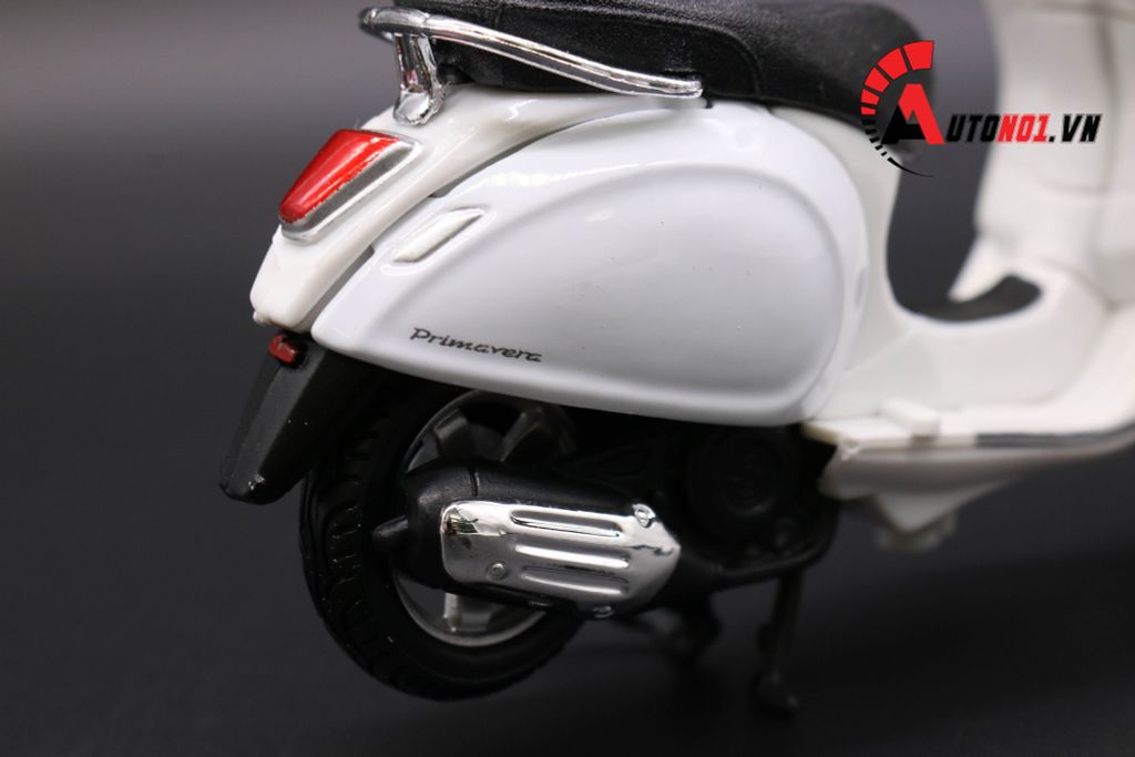 MÔ HÌNH VESPA PRIMAVERA 150 WHITE 1:18 MAISTO 6417